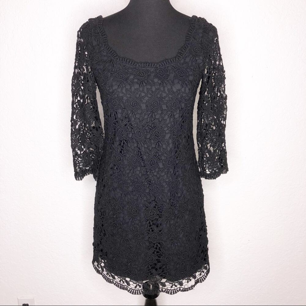 WHBM black floral crochet lace overlay sheath dress size 2 feminine